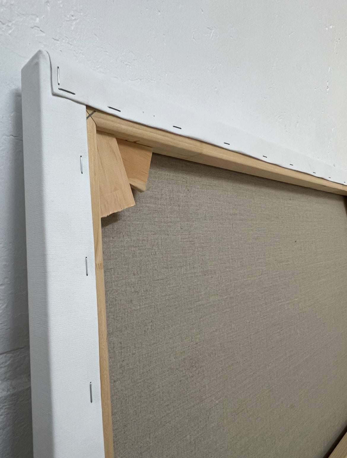 Belgian Linen Ultra Fine 300gsm, Universally Primed